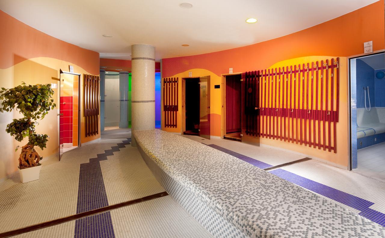Lipno Wellness - Frymburk Hotel Private Family Room Exteriör bild